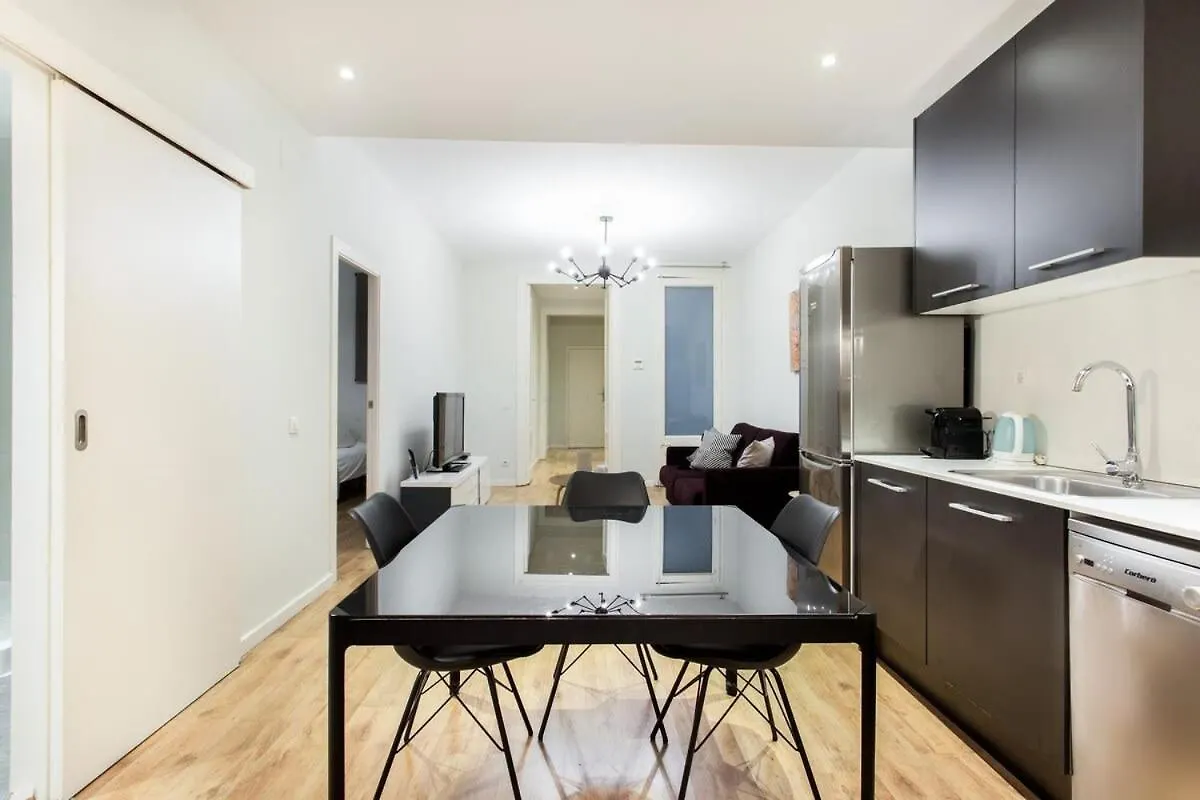 Centric 3Bedroom In Las Ramblas 2 1B Barcelona Apartment