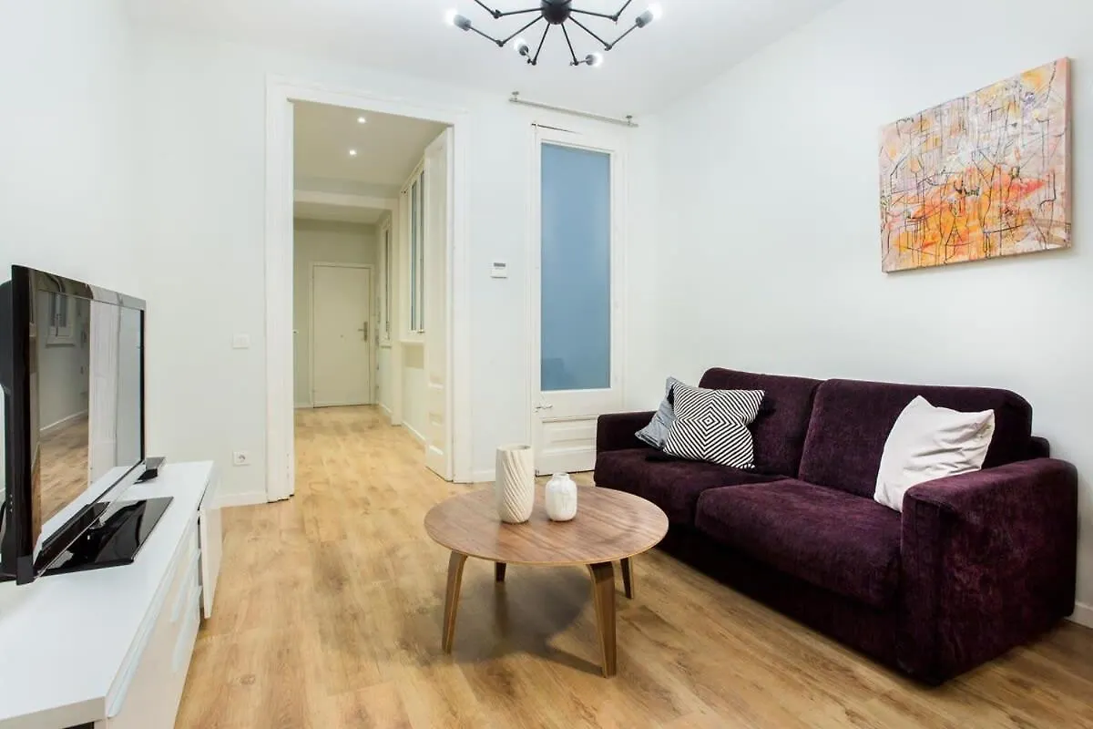 Centric 3Bedroom In Las Ramblas 2 1B Barcelona Spain