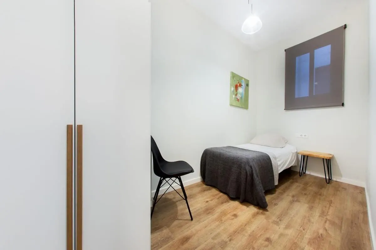 Centric 3Bedroom In Las Ramblas 2 1B Barcelona Apartment
