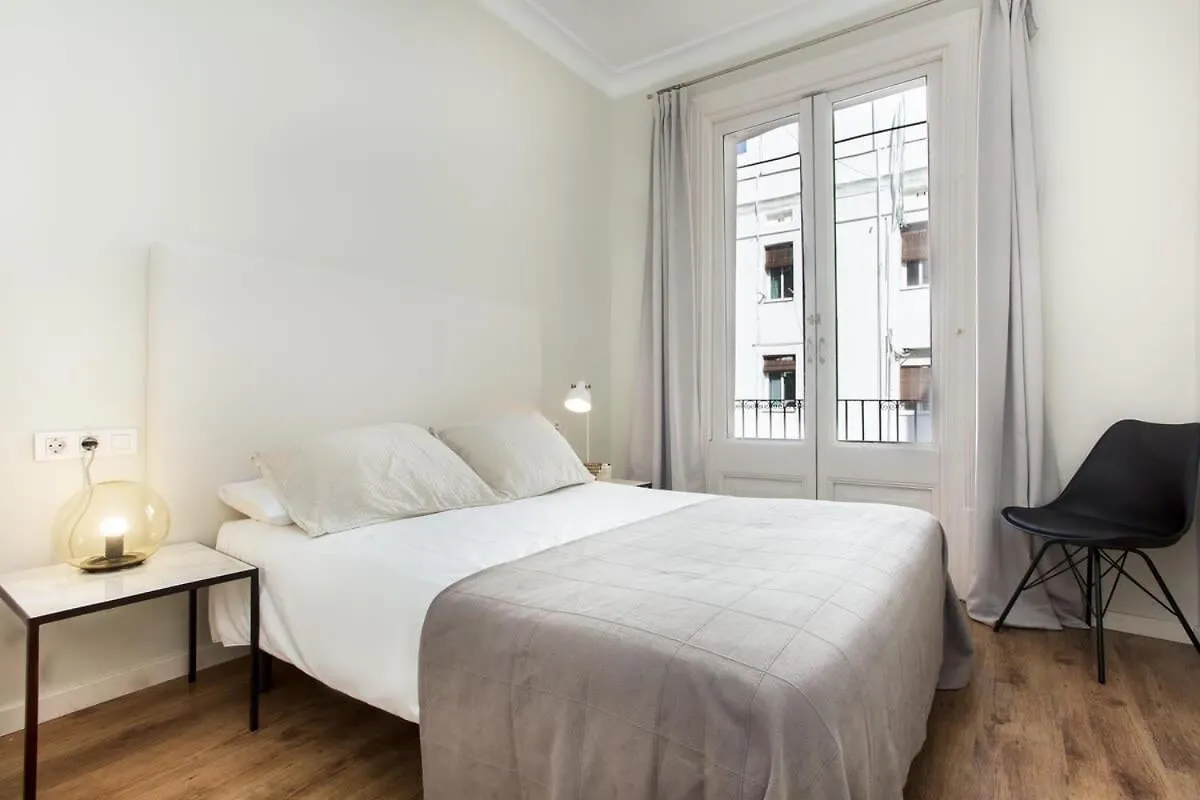Centric 3Bedroom In Las Ramblas 2 1B バルセロナ