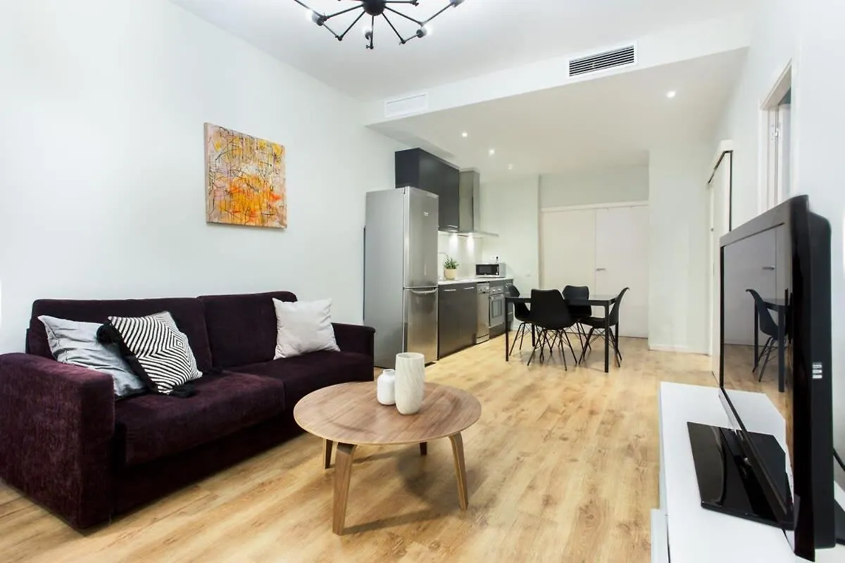 Centric 3Bedroom In Las Ramblas 2 1B バルセロナ 0*,  スペイン